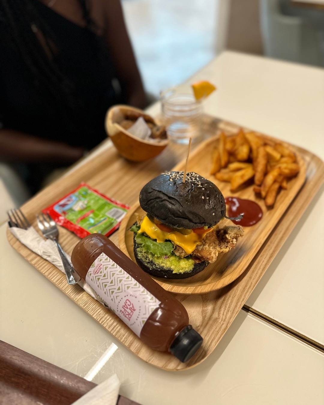 AFRO CHICKEN BURGER, Africafé, Cocody