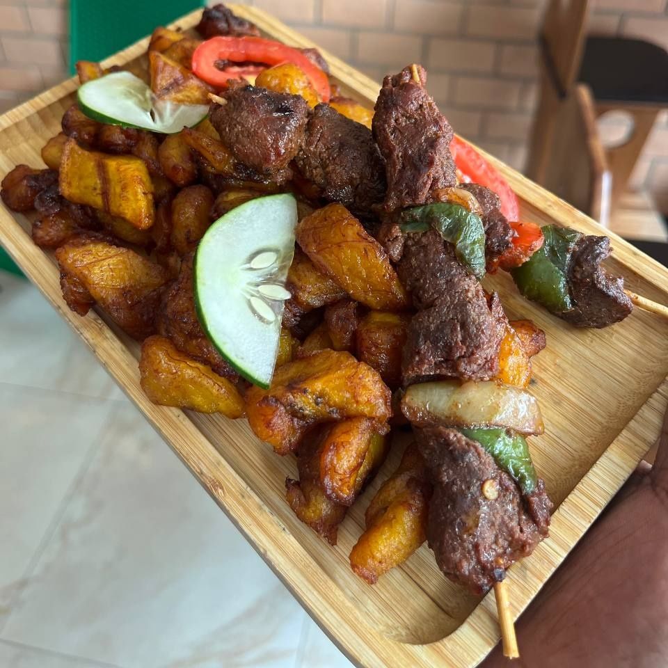 ALLOCO BROCHETTE, Africafé, Plateau