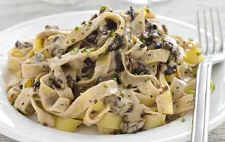 Tagliatelle Crème et Champignons, Café Des Jardins, Cocody