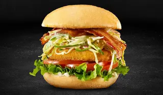 Burger Crispy Poulet, Café Des Jardins, Cocody