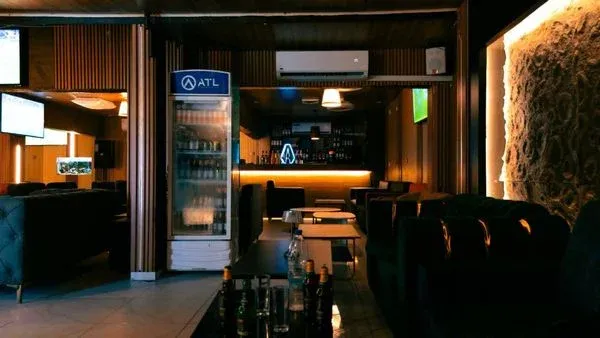 Cuba lounge, Yopougon