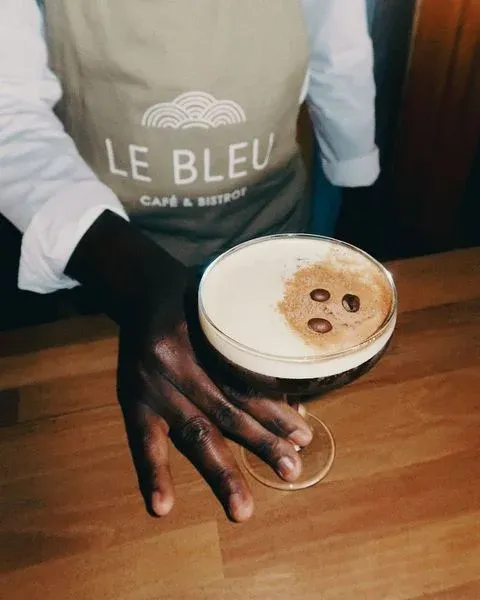 Le Bleu Café & Bistrot, Cocody