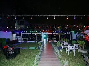 Blue Lounge, Cocody
