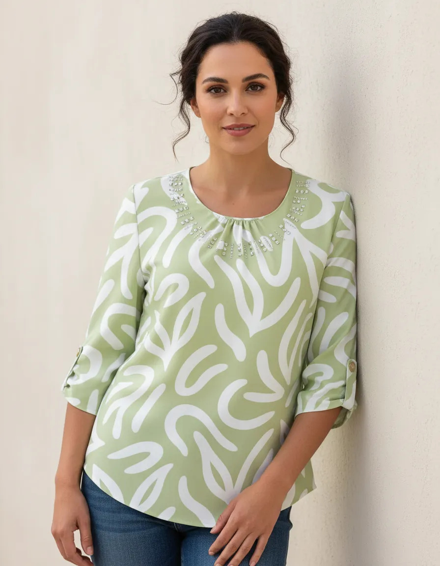 Blusa Estampada Cuello Pedrería Manga 3/4 Elegante Casual