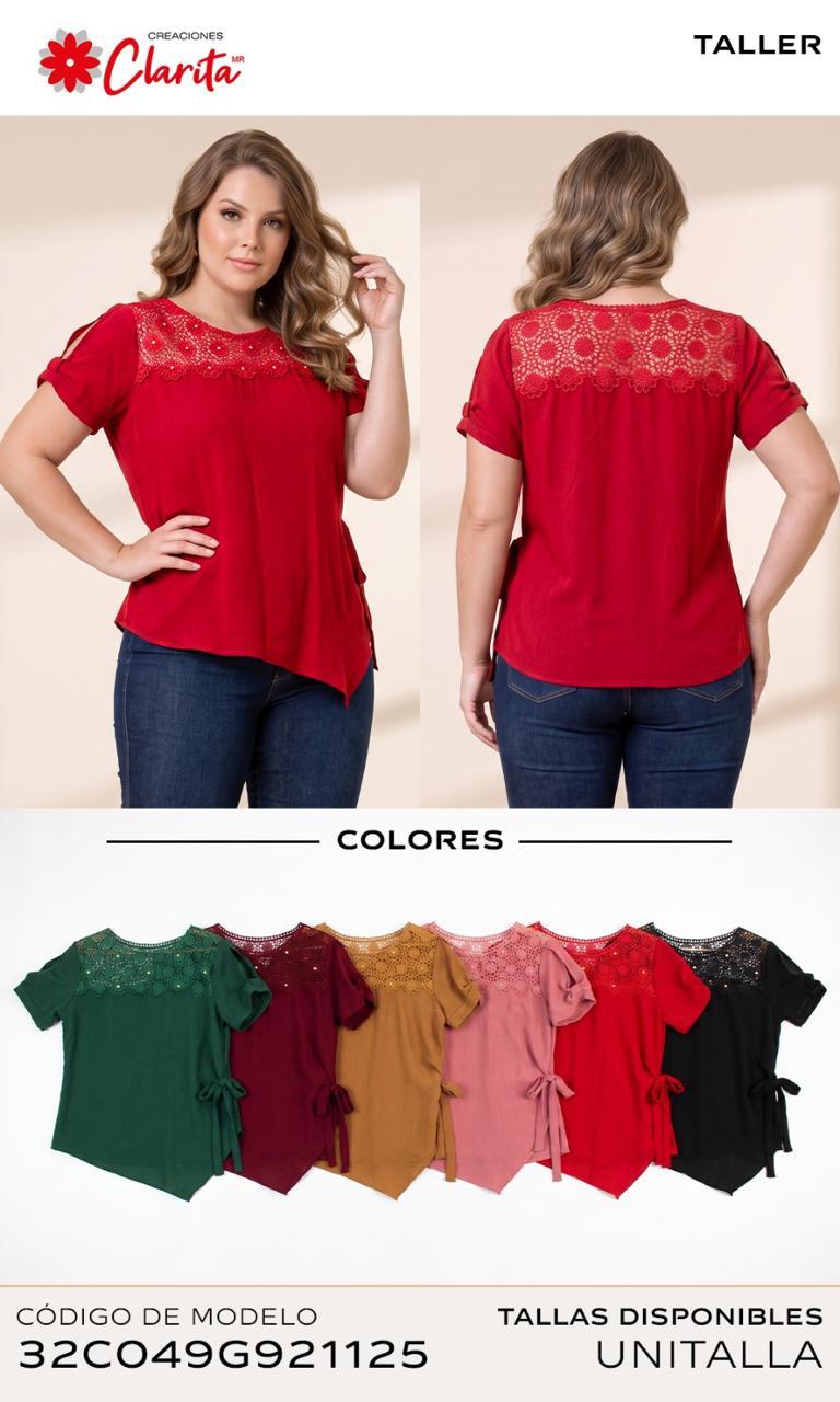 Blusa con canesú de encaje y moño lateral