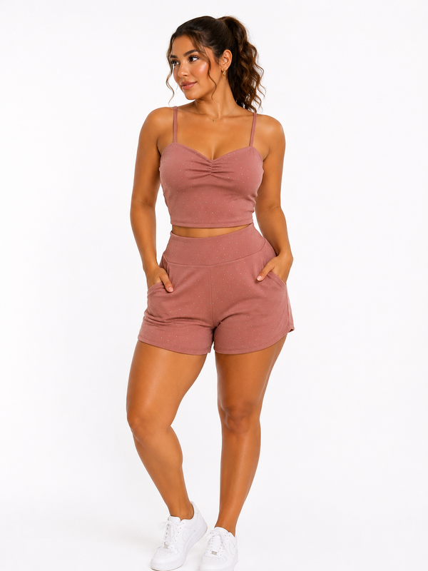 Conjunto de top de tirantes y short con pedrería