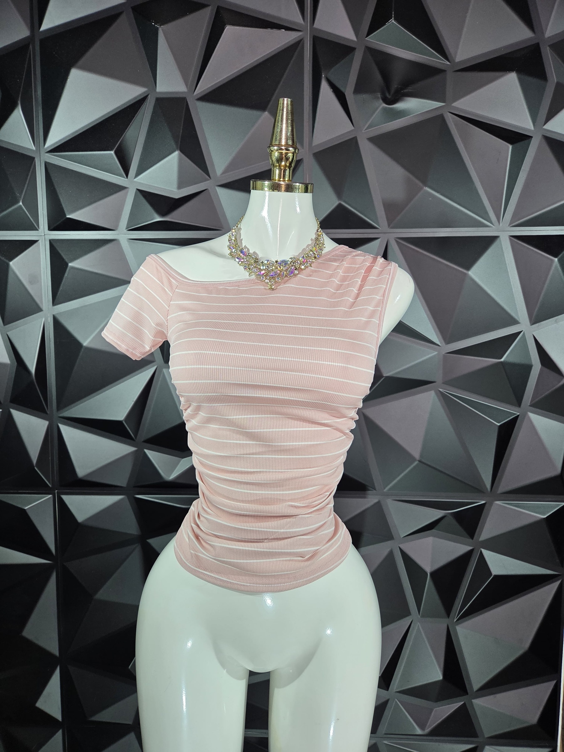Blusa asimétrica de una manga en rib a rayas