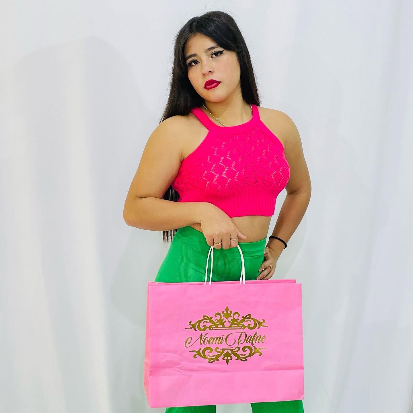 Top halter tejido con calado