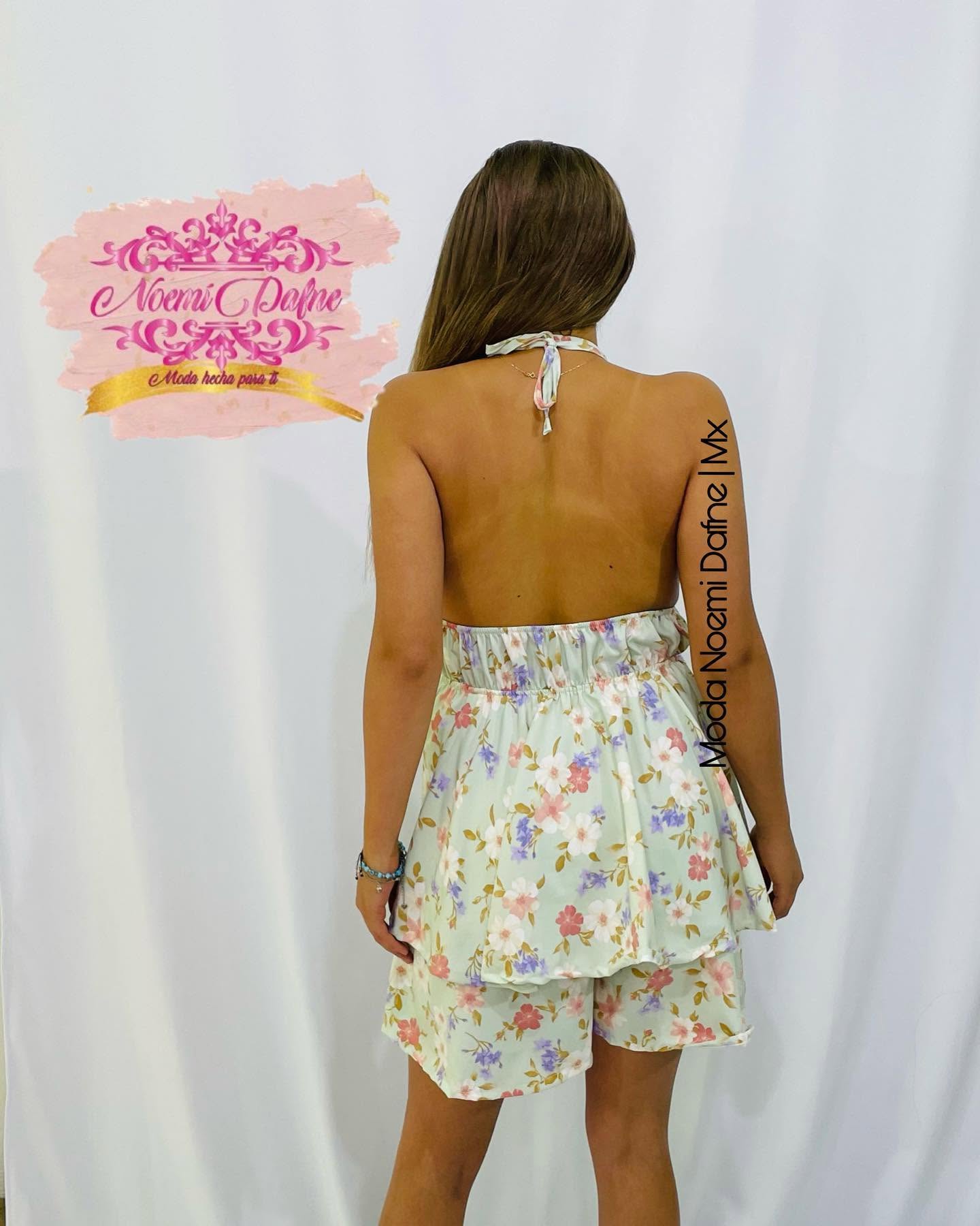 Jumper halter floral con espalda descubierta y olanes