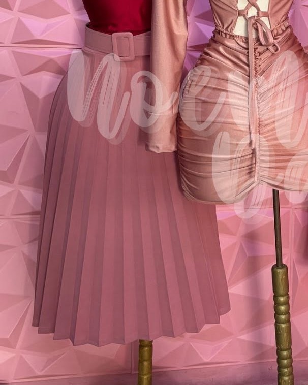 Falda plisada midi