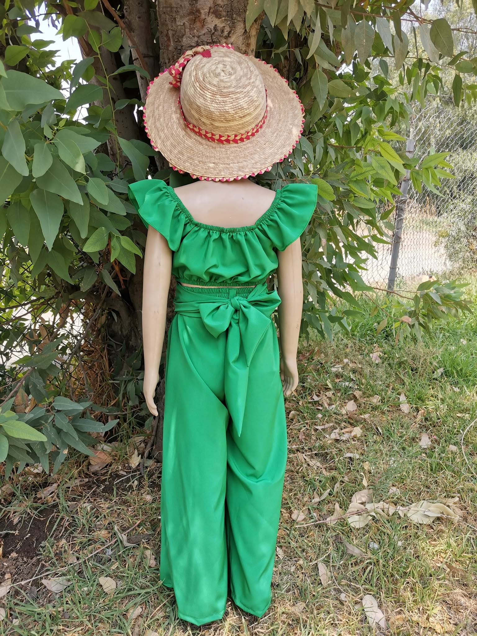 Conjunto de niña blusa campesina con pantalón palazzo