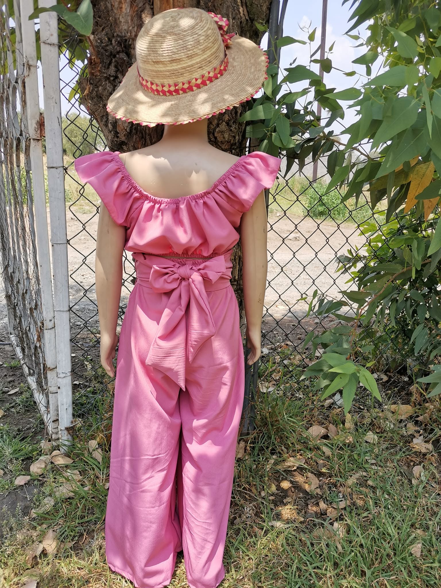 Conjunto de niña blusa campesina con pantalón palazzo