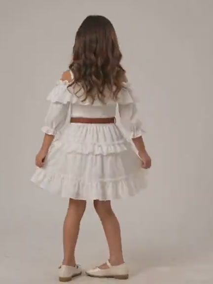 Vestido de niña Hanna Brillo con hombros descubiertos y olanes