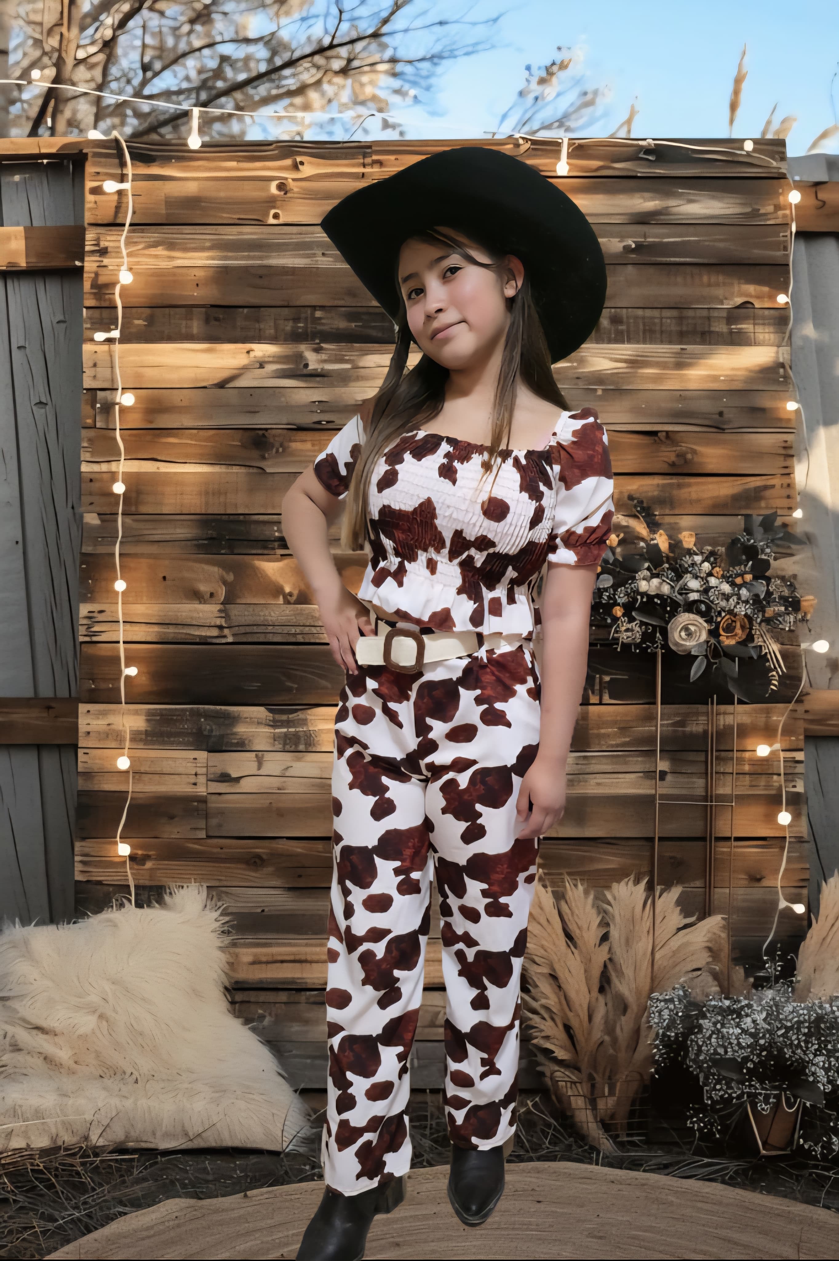 Conjunto vaquerito de niña 3 piezas: top campesino, pantalón y cinturón