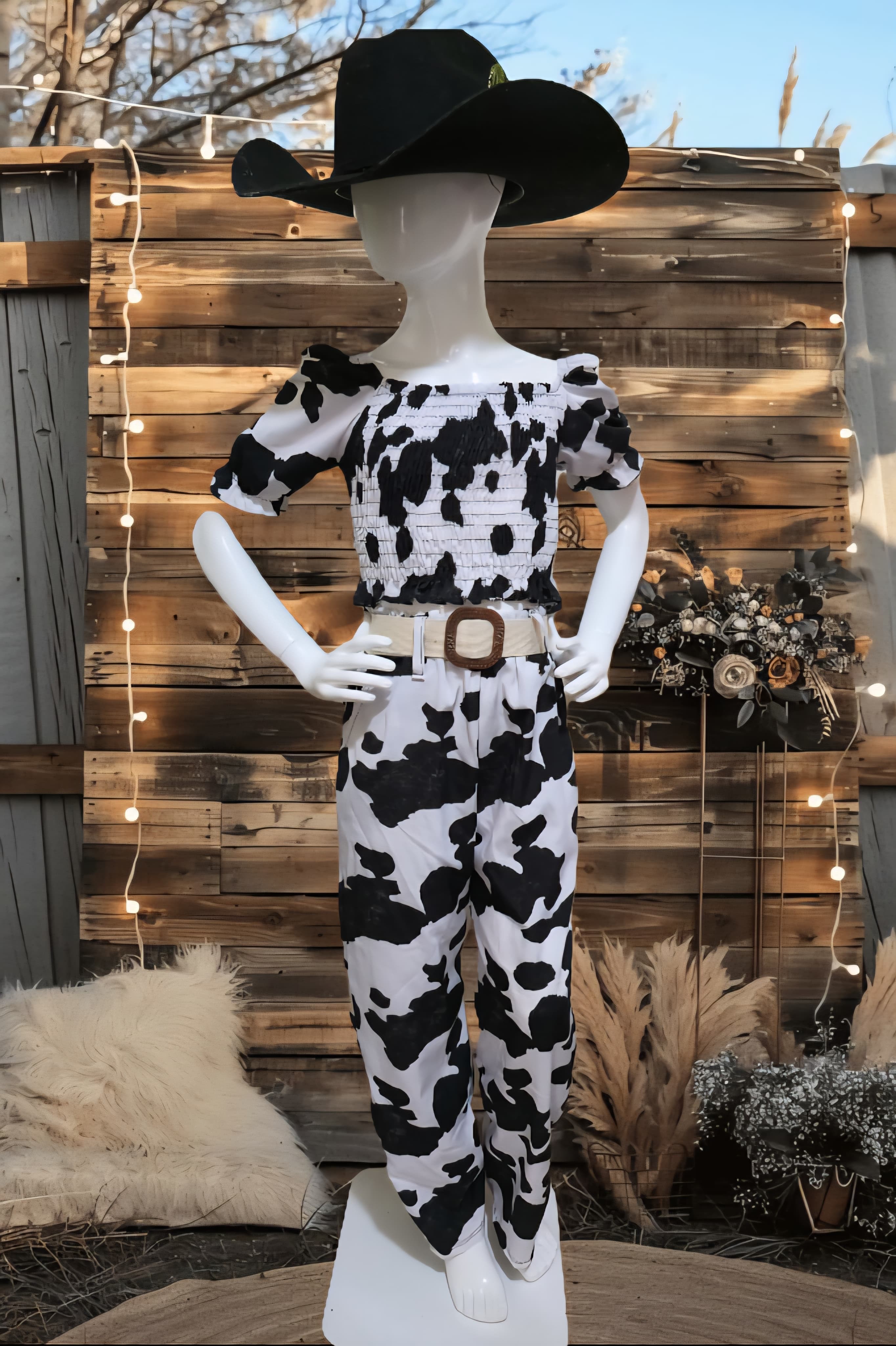 Conjunto vaquerito de niña 3 piezas: top campesino, pantalón y cinturón