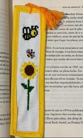 Separador para libros bordado a mano en punto de cruz, colección 2