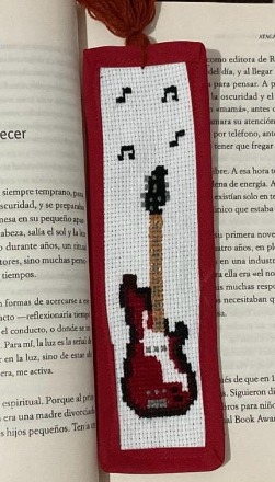 Separador para libros bordado a mano en punto de cruz, colección 2