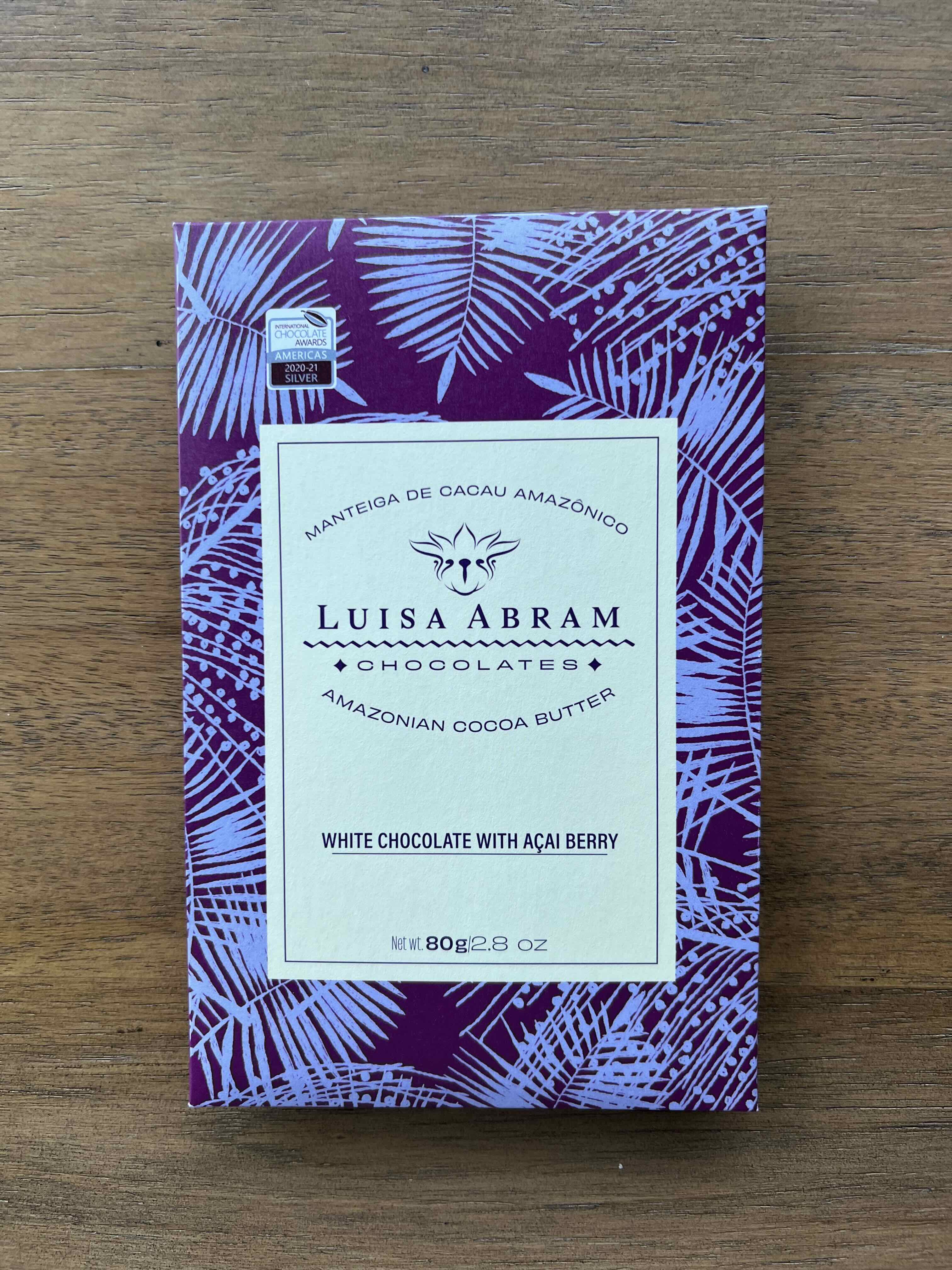 White Chocolate with Acai Berry by Luisa Abram - % chocolate bar