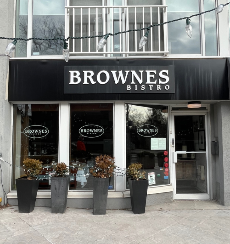 Brownes Bistro Facade Photo