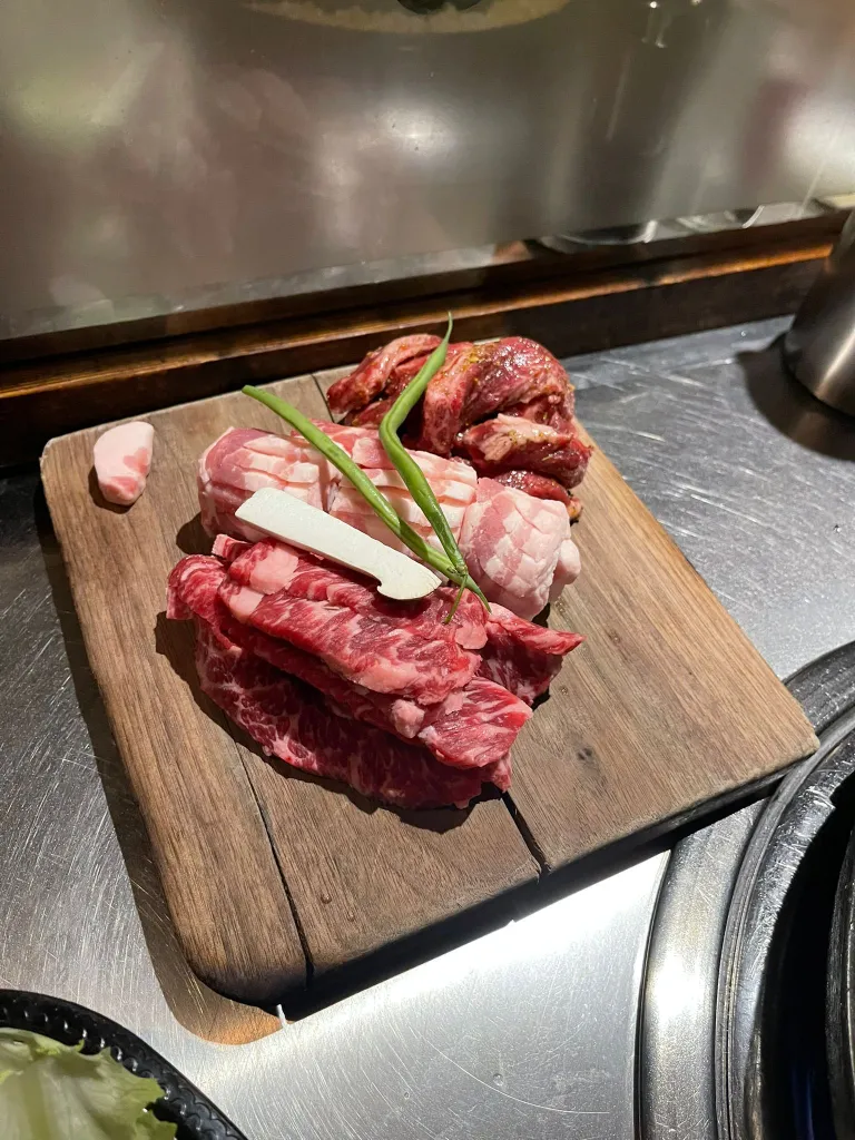 Daldongnae Korean BBQ (Hwy 7) 外観写真