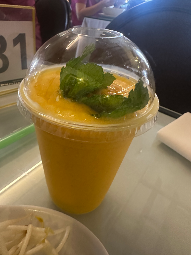 Pho Ngoc Yen Restaurant - Mississauga - 工廠區中的味美越南菜 (照片 5)
