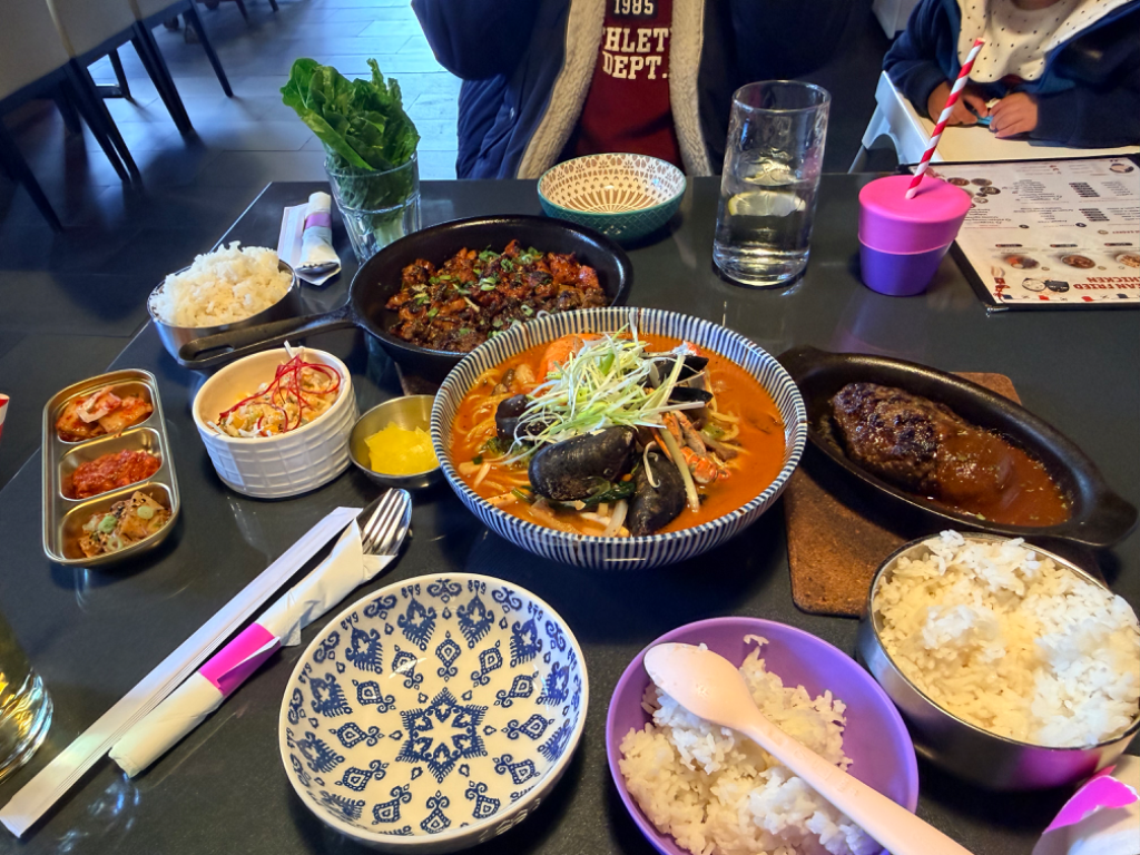 Foodie Bros Facade Photo