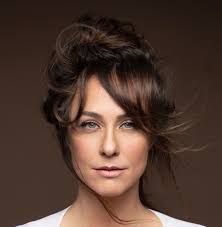 picture of the singer