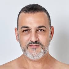 picture of the singer