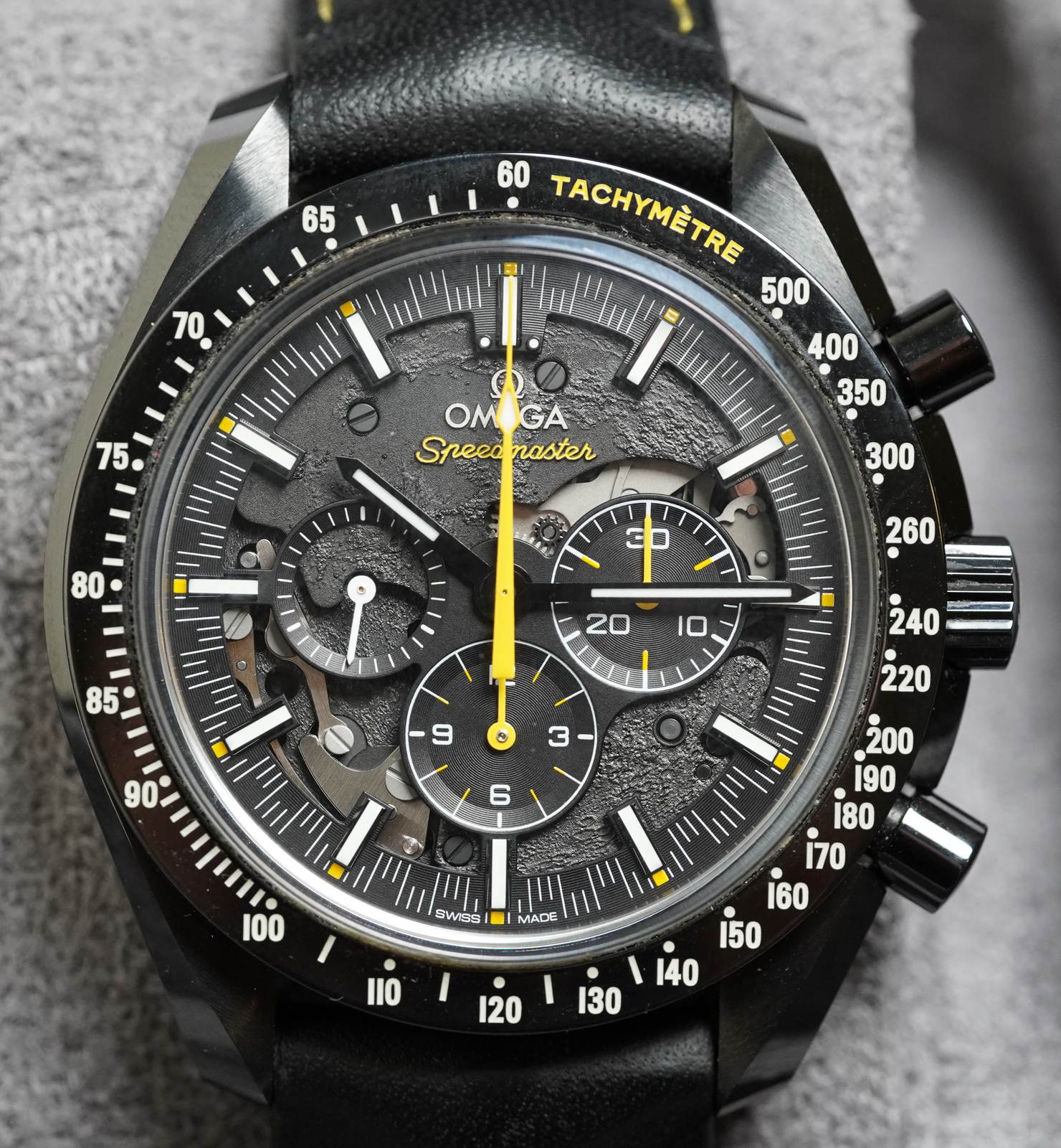 Omega Speedmaster Dark Side of the Moon "Apollo 8" 44.25mm