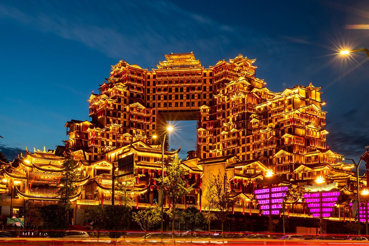 Arrival & Hotel Check-in