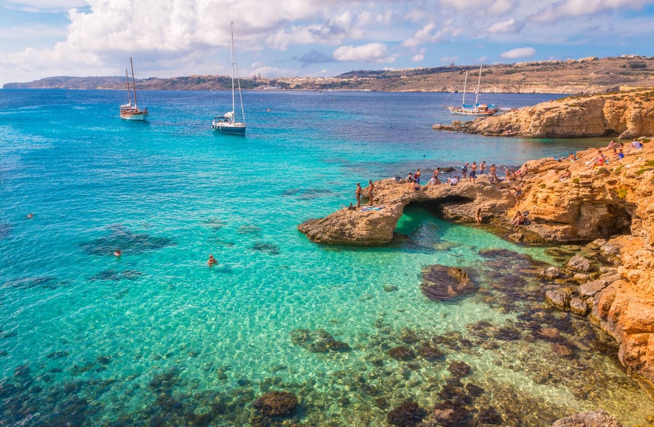 Comino Blue Lagoon — Mediterranean Paradise Retreat	