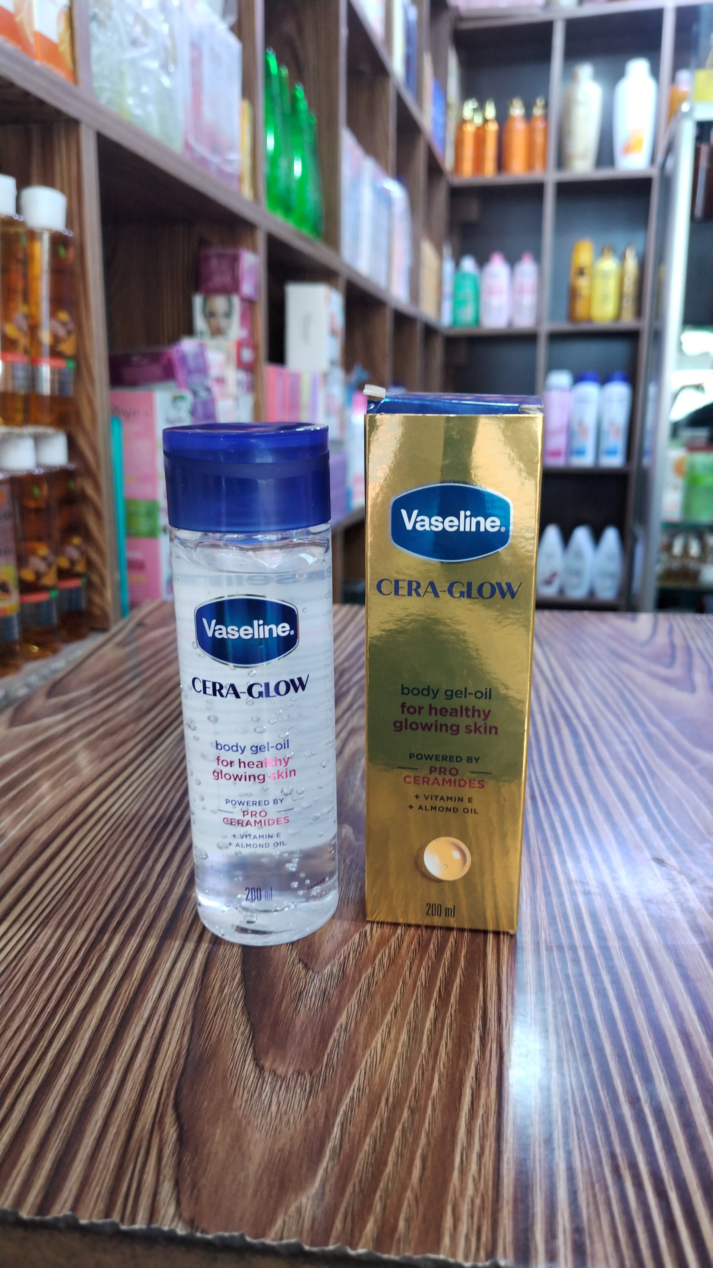 VASELINE CERA-GLOW - Image 1