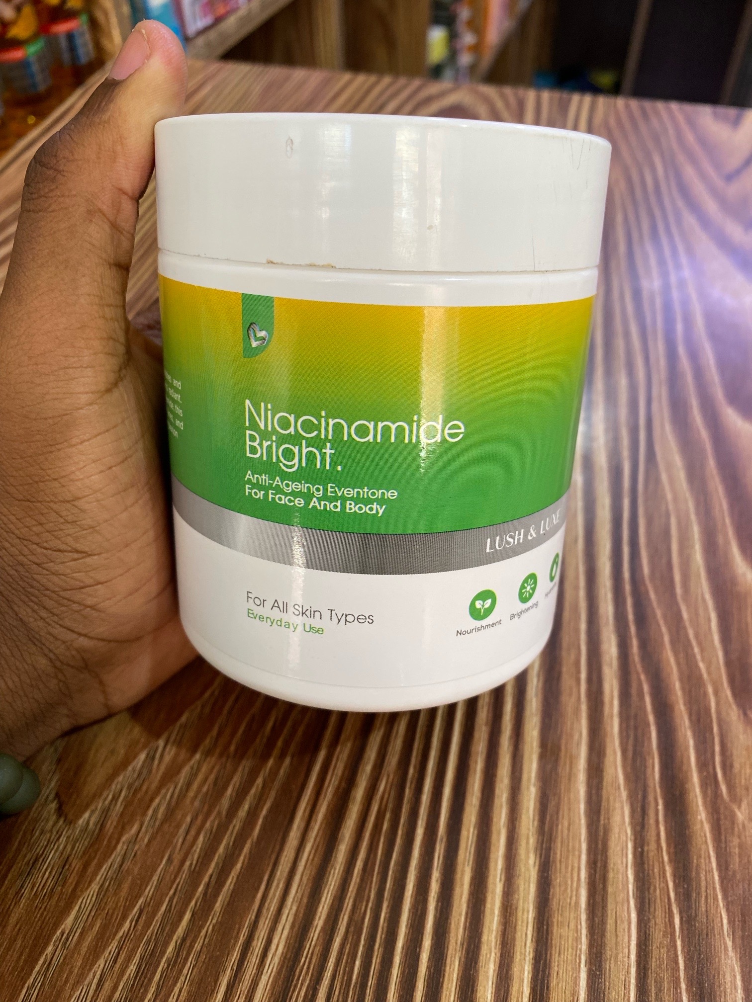 NIACINAMIDE BRIGHT thumbnail 2