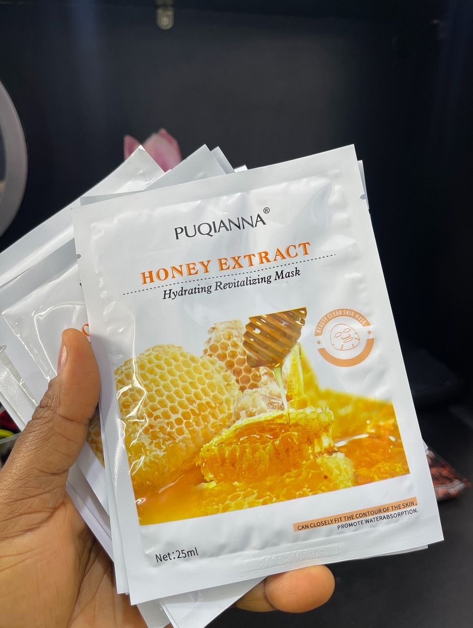 Facial mask  thumbnail 3