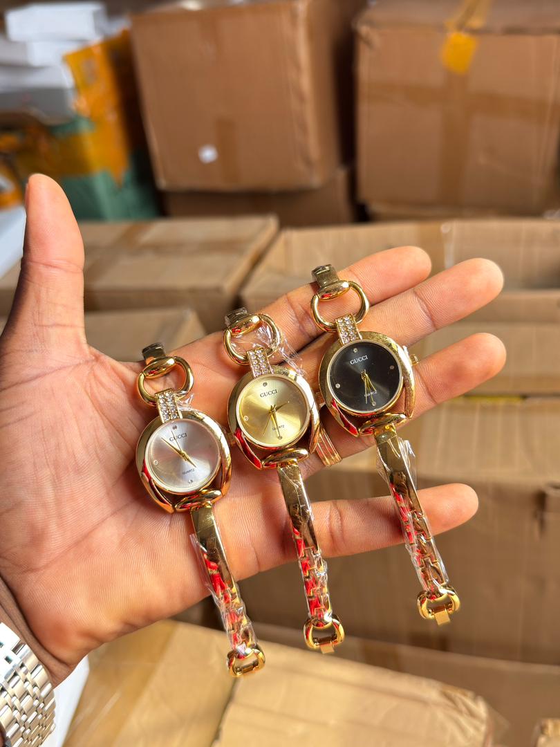 Female watches thumbnail 3