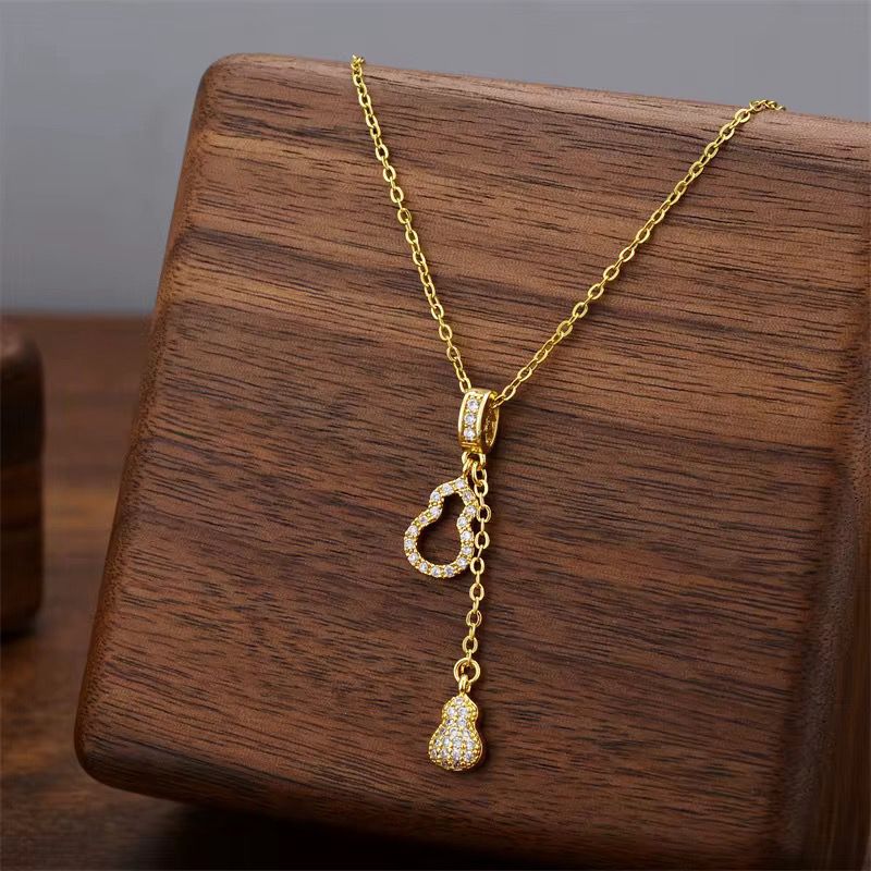 Female necklaces