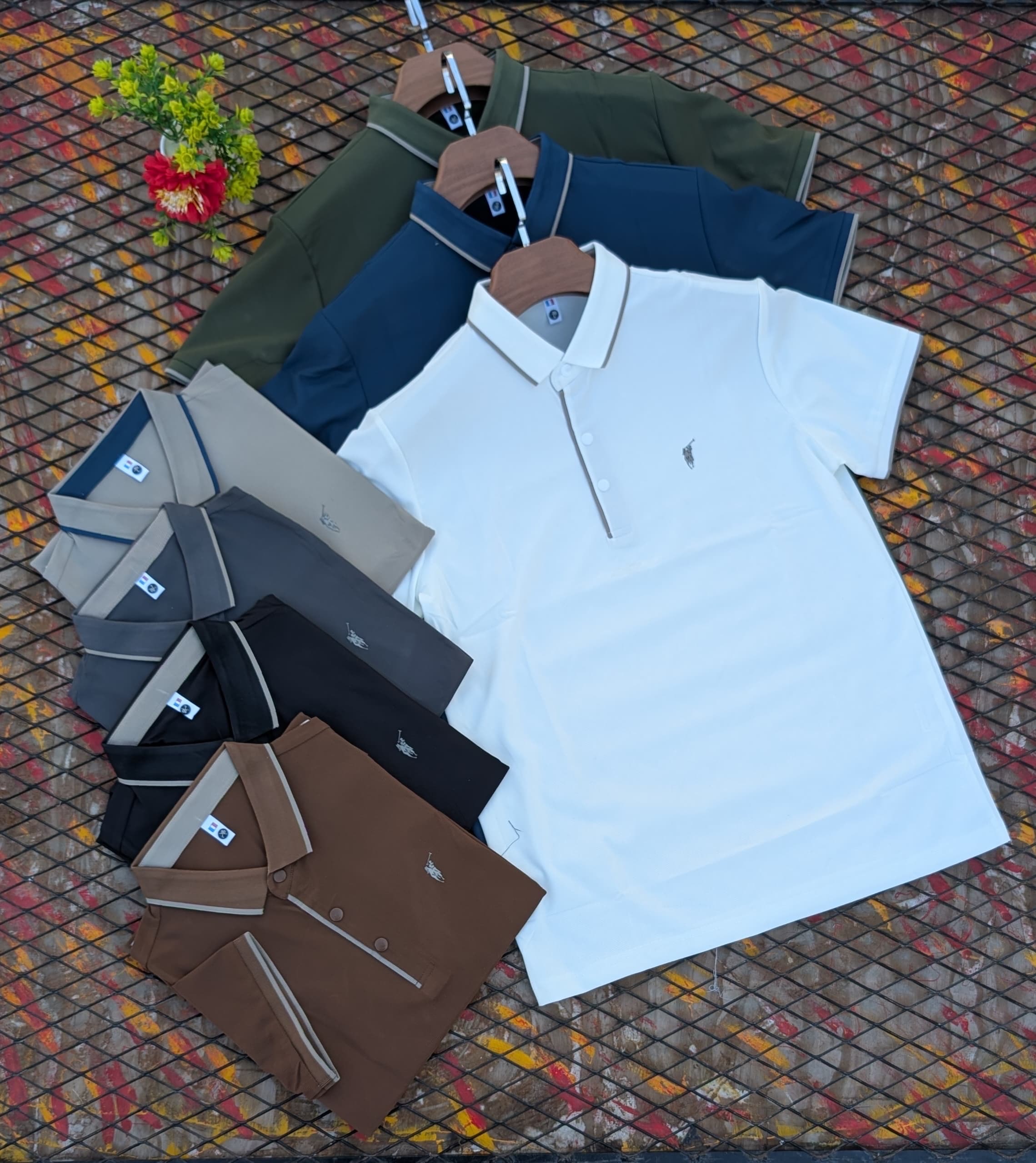 T-shirt thumbnail 3
