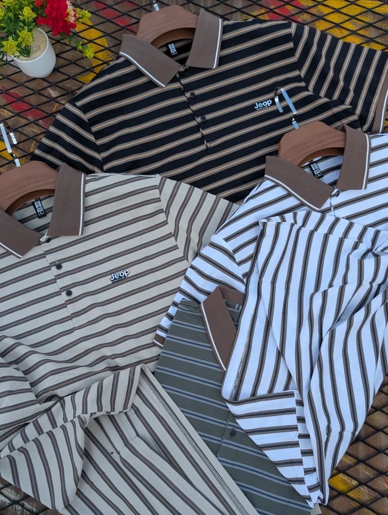 T-shirt thumbnail 3