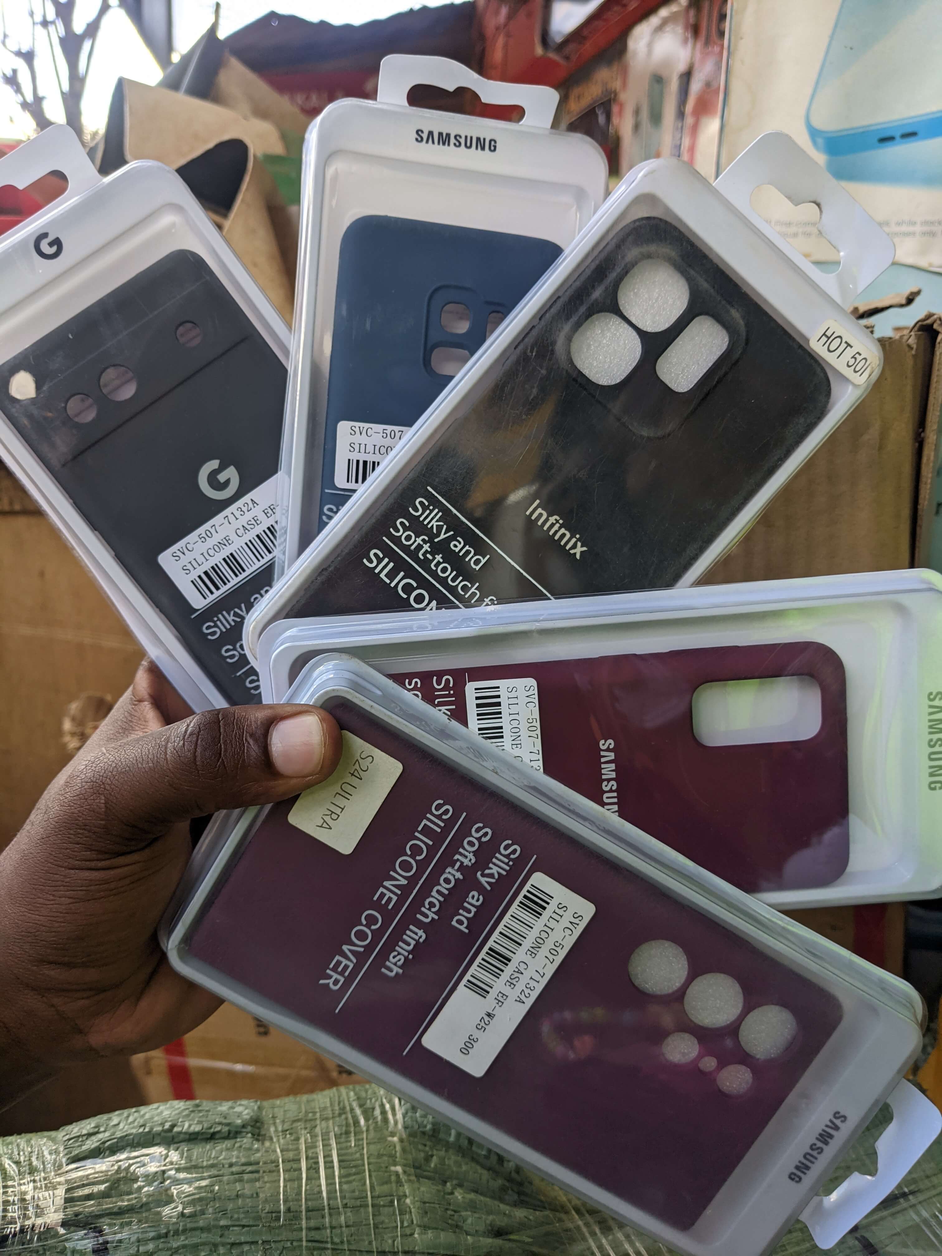 silicon cover kwa simu zote zinapatikana 
