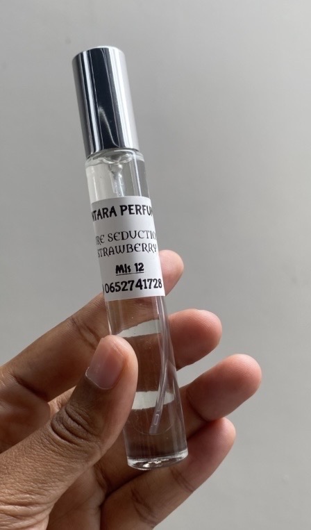 Oil Perfume thumbnail 4