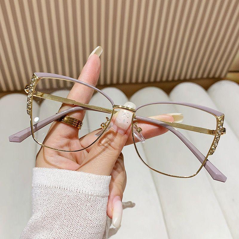 glasses
