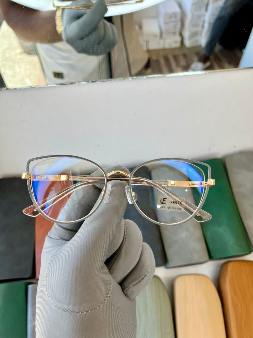 antiblue and photochromic frames thumbnail 3