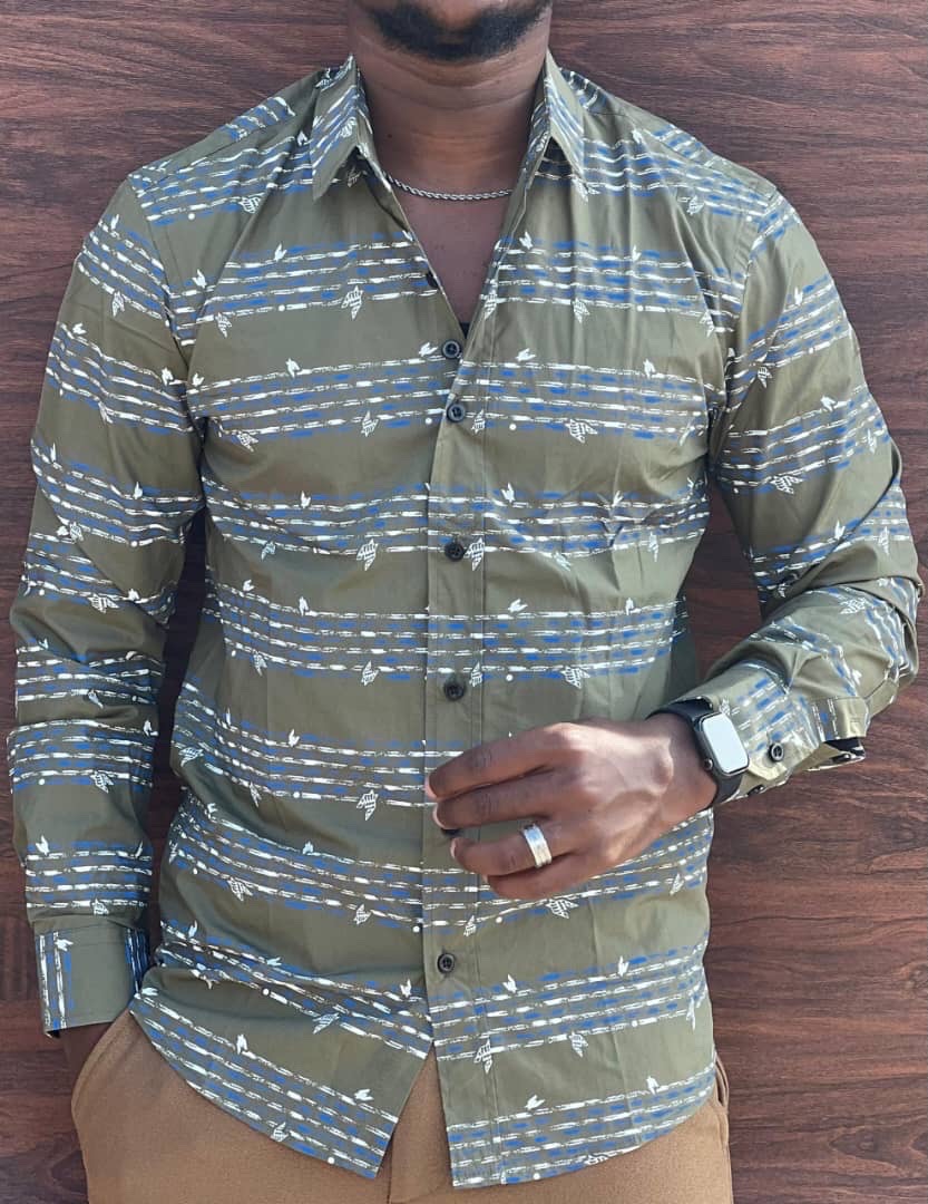 Men’s long-sleeve casual button-up shirt thumbnail 2
