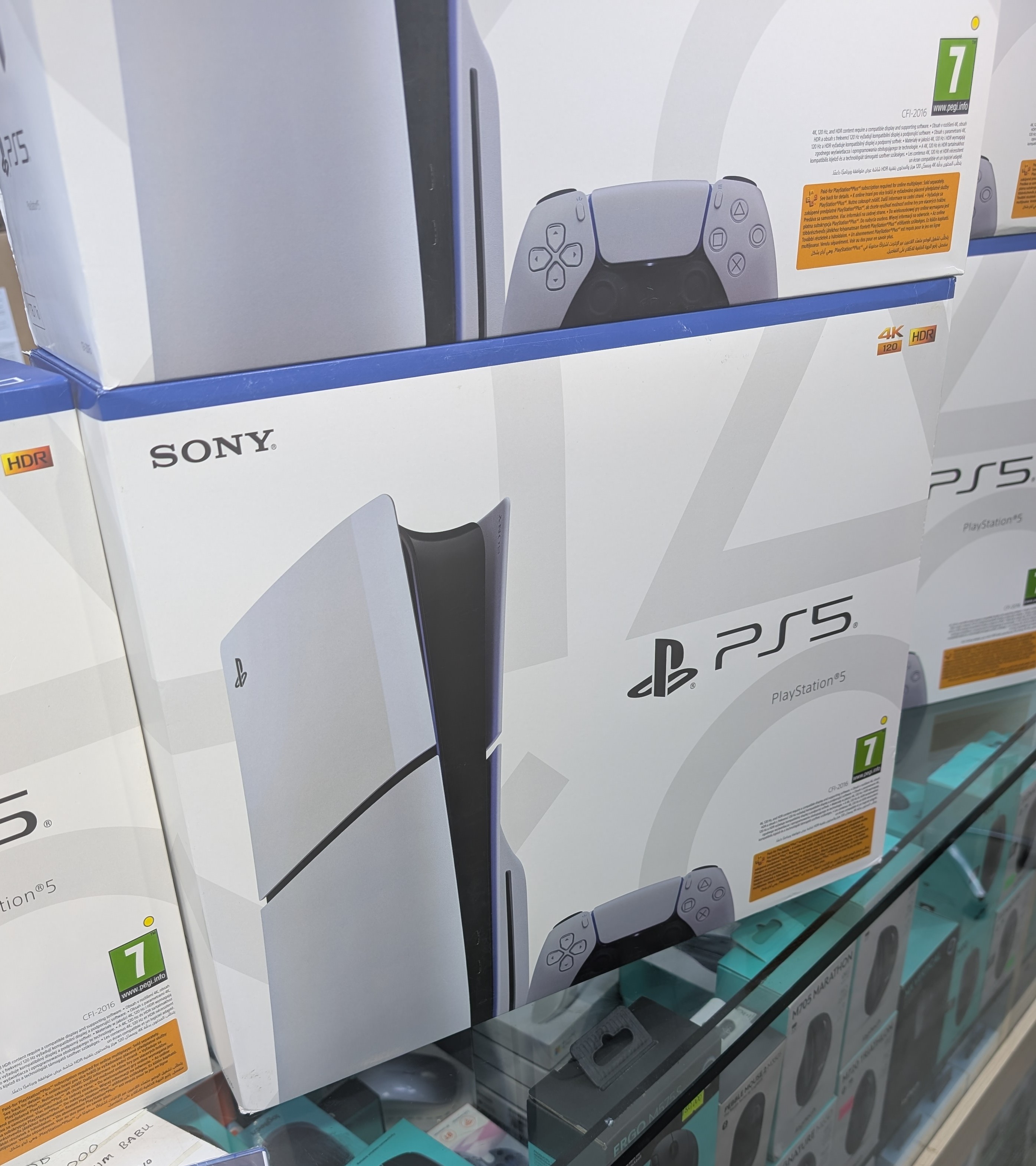 PLAYSTATION 5 SLIM 1TB  - Image 1