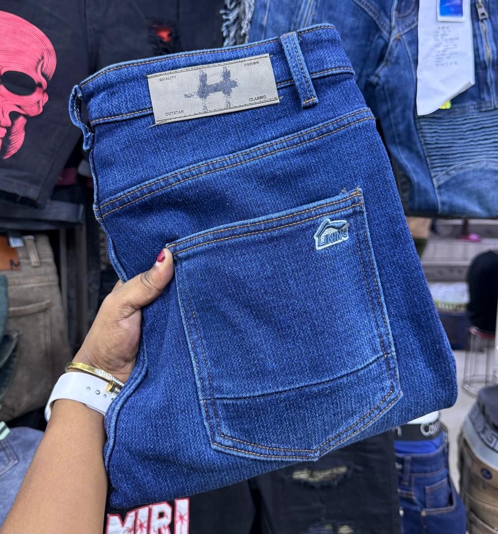 Jeans thumbnail 3