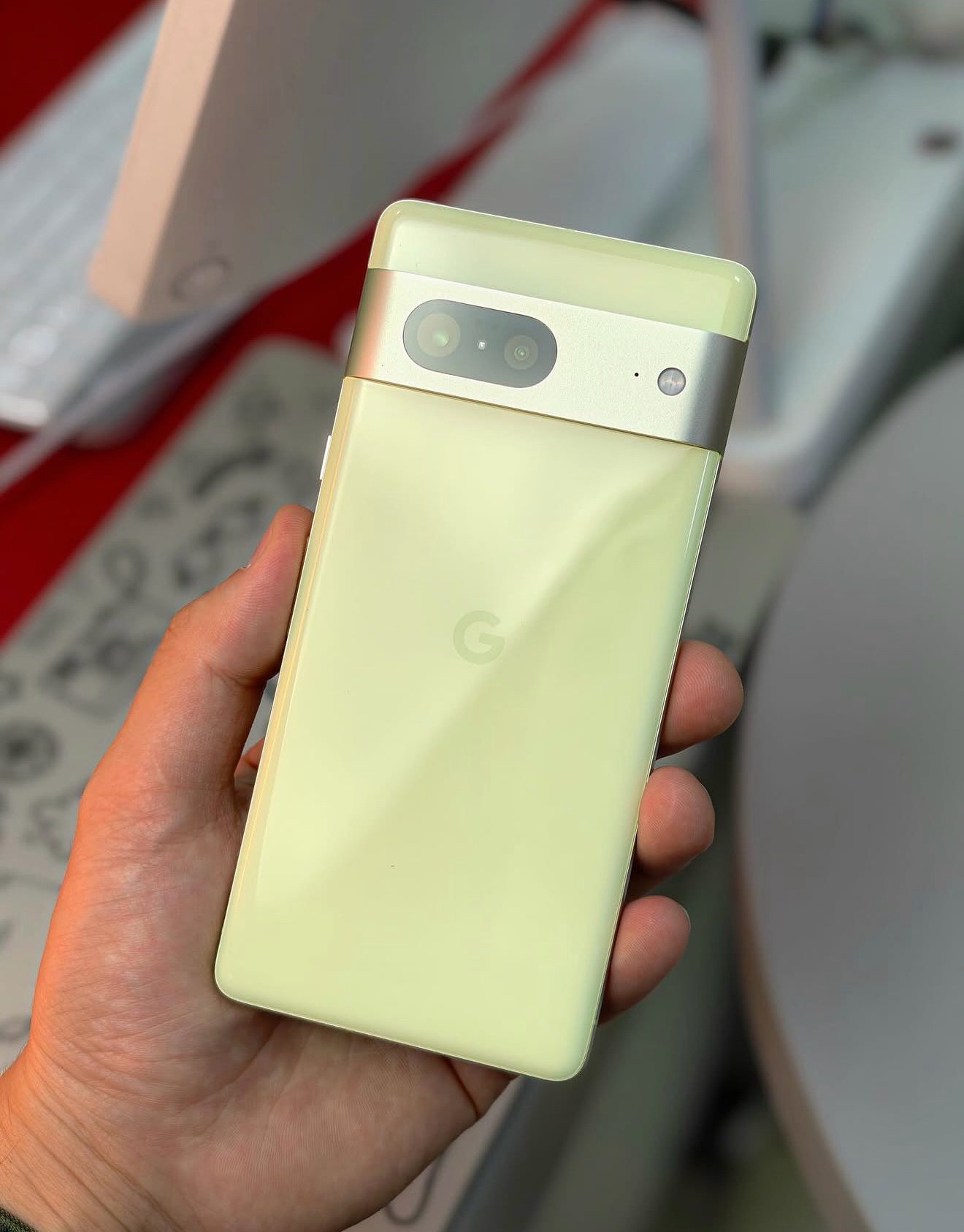Google pixel 7 PLAIN  used dubai 128Gb