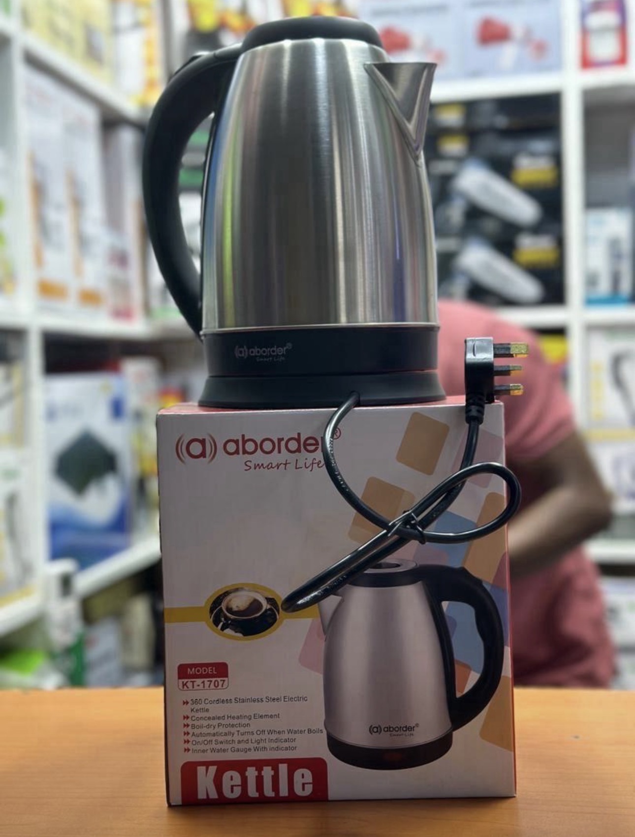 Aborder 1.8 Litre Electric Heater (Kettle)  - Image 1