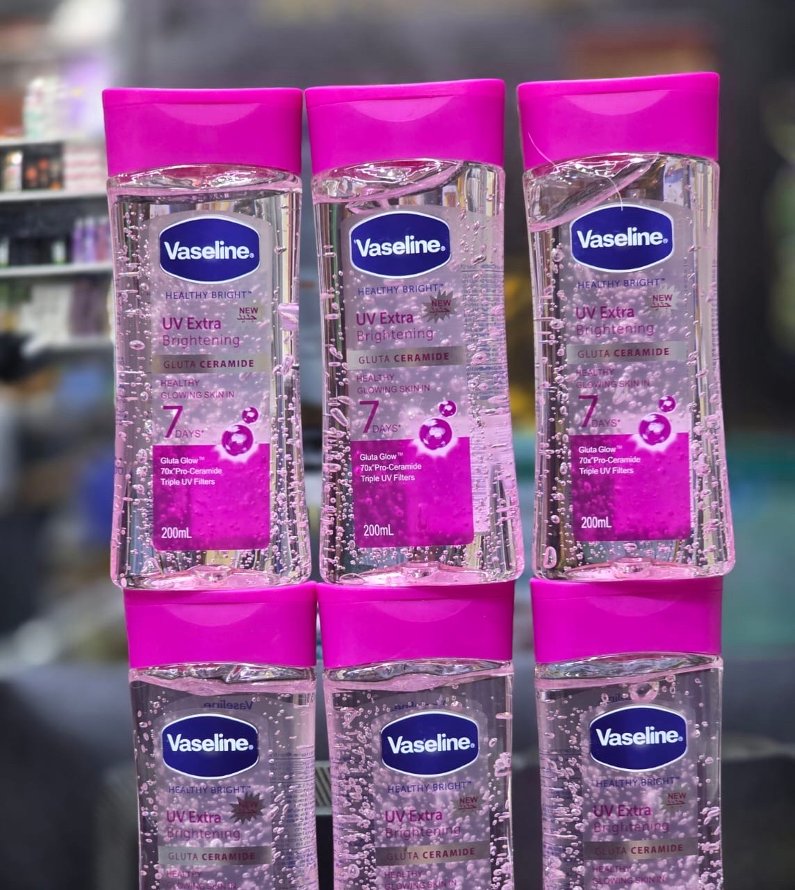 Vaseline UV Extra Whitening Oil - Image 1