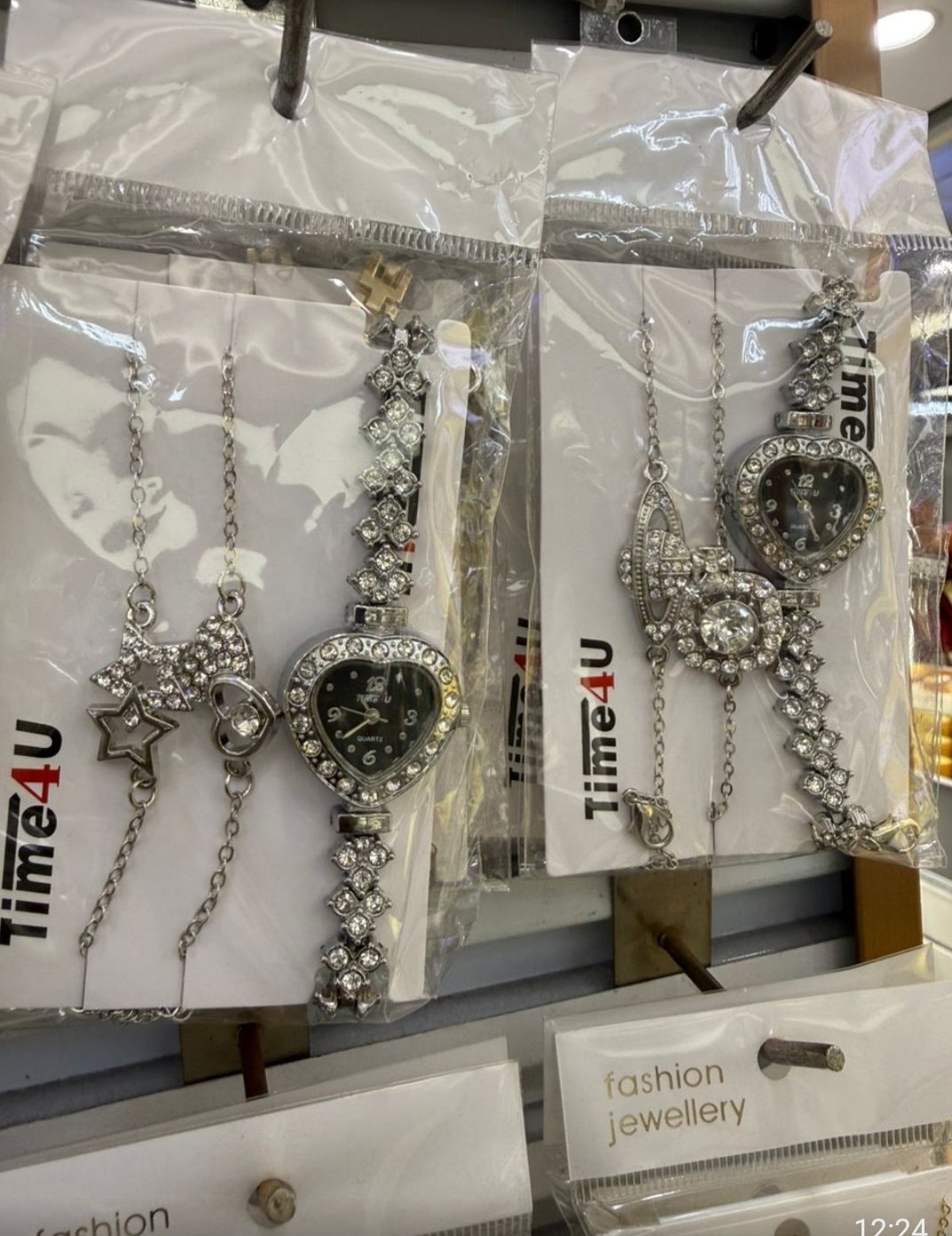 SAA ZA KIKE + BRACELET 