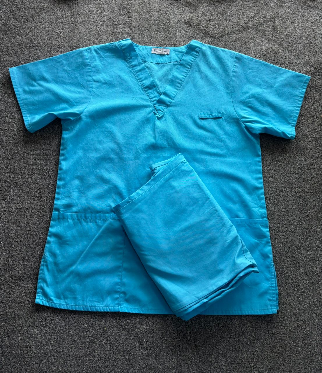 CLINICAL UNIFORM  thumbnail 5
